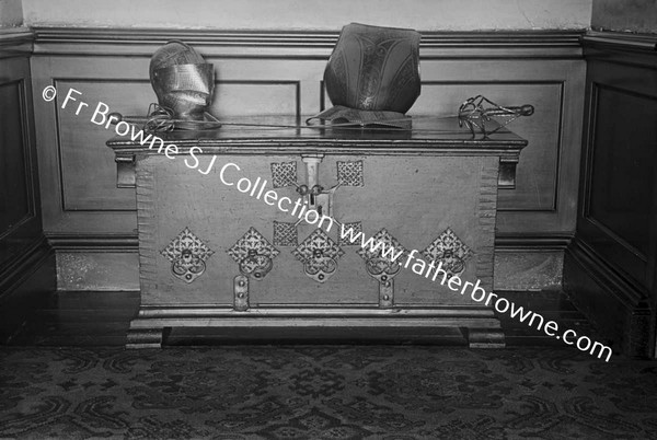 CASTLETOWN HOUSE  COLUMBUS SEA CHEST